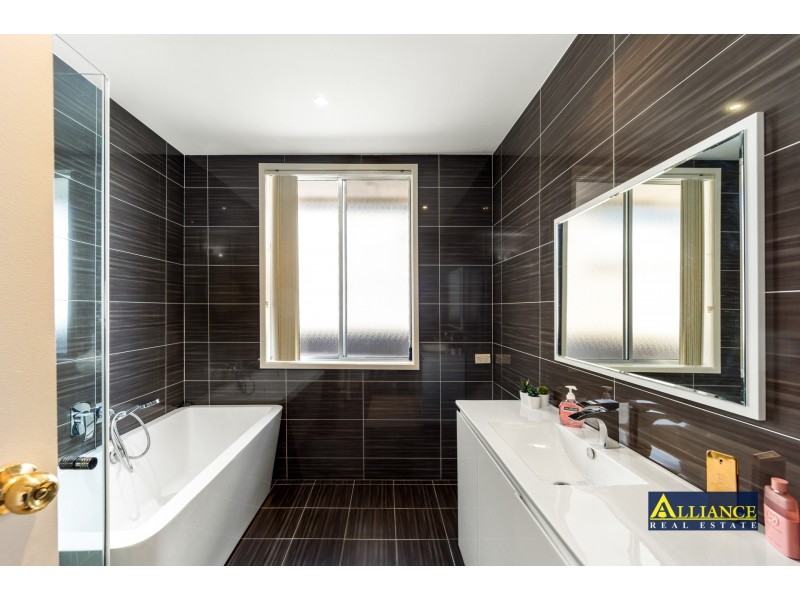 30 Gowlland Parade, Panania NSW 2213