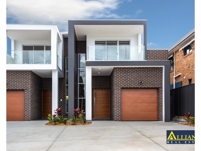 813A Henry Lawson Drive, Picnic Point NSW 2213