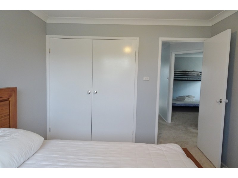 2 Kerrie Crescent, Panania NSW 2213