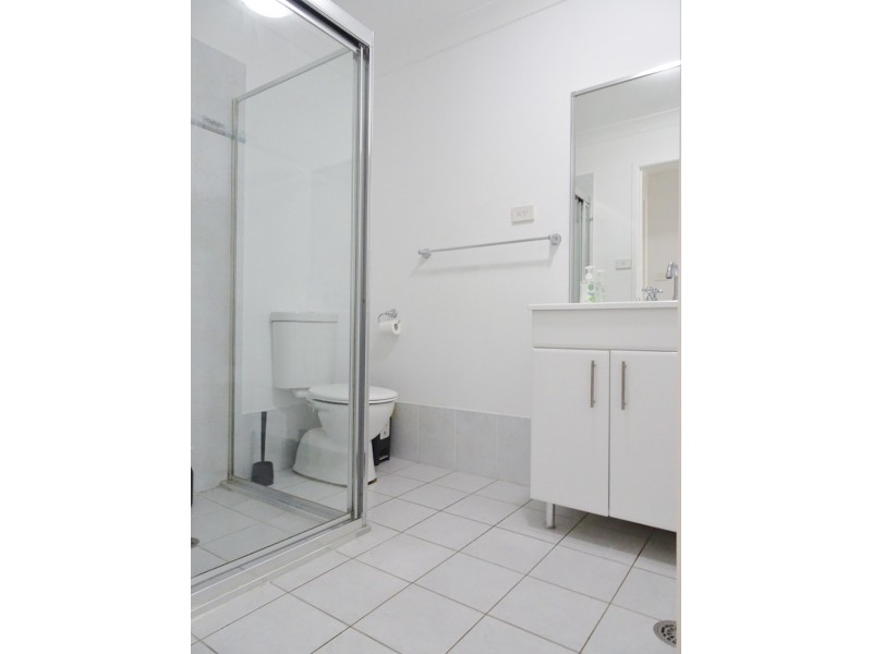 2 Kerrie Crescent, Panania NSW 2213