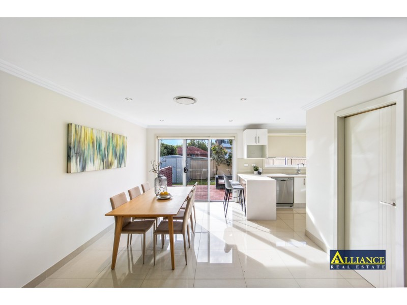 10 Blanc Avenue, East Hills NSW 2213