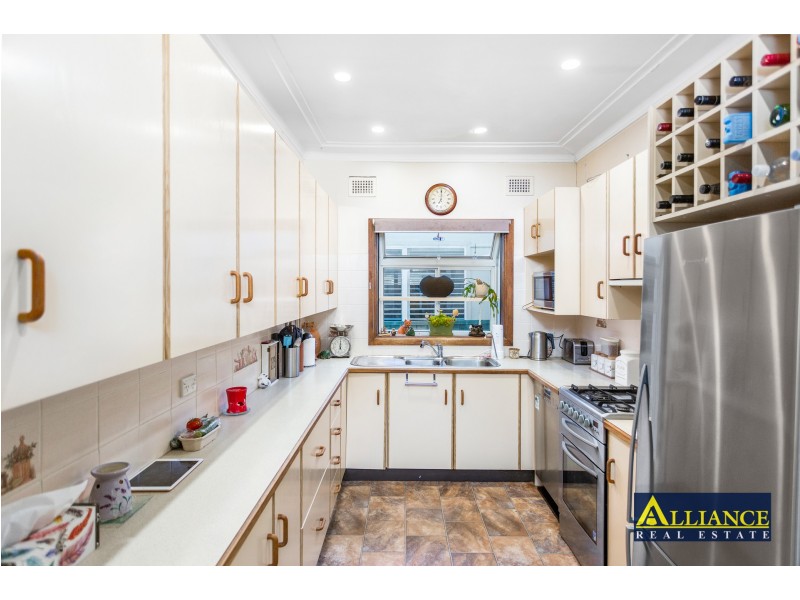 47 Lehn Road, East Hills NSW 2213