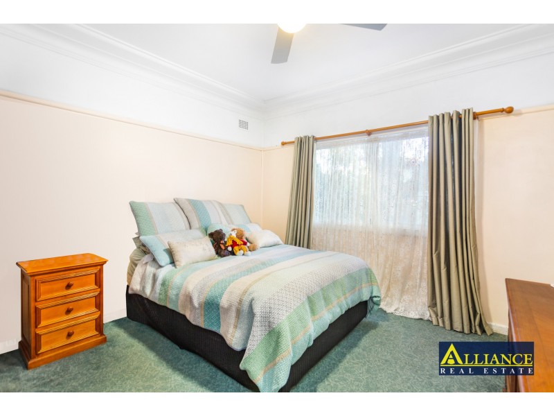 47 Lehn Road, East Hills NSW 2213