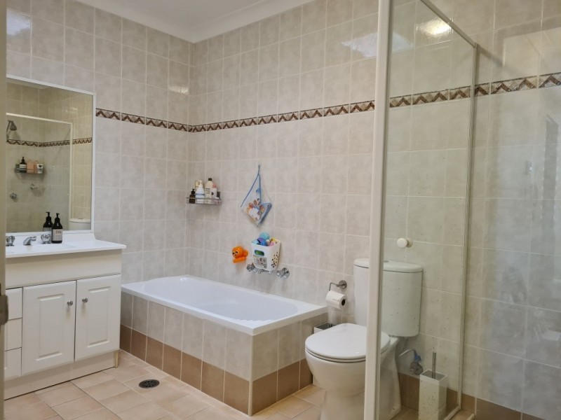 1/831 Henry Lawson Drive, Picnic Point NSW 2213