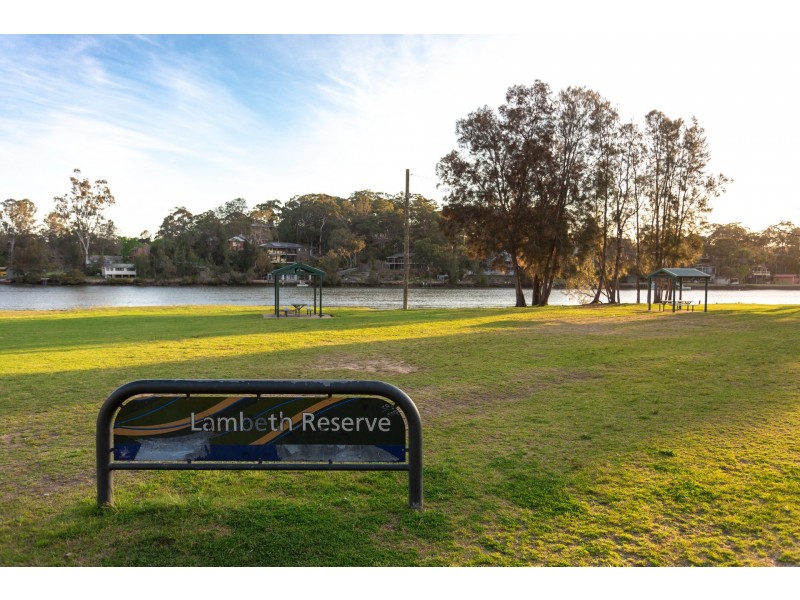 1/831 Henry Lawson Drive, Picnic Point NSW 2213