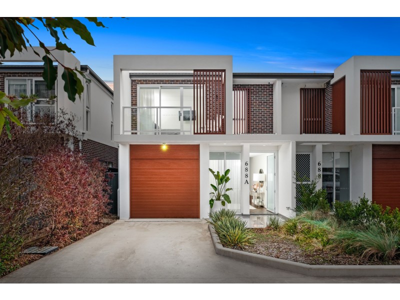 688a Henry Lawson Drive, East Hills NSW 2213