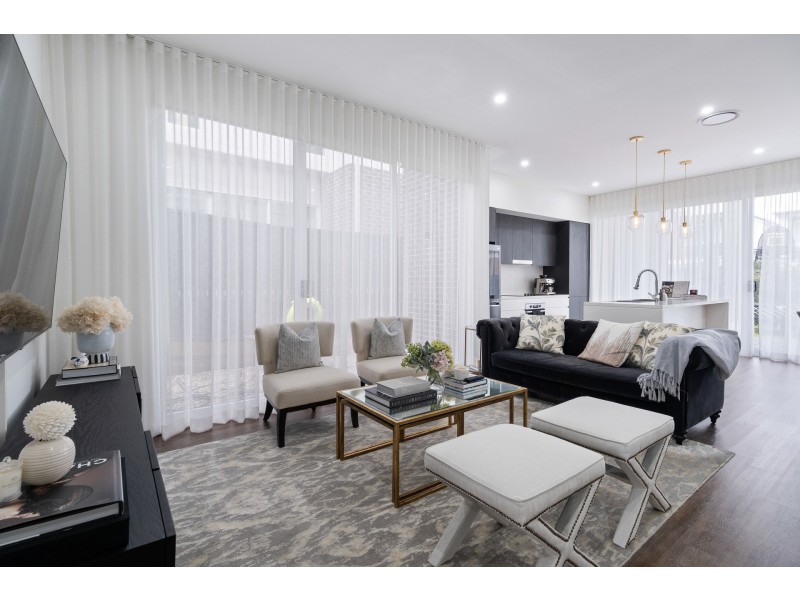 688a Henry Lawson Drive, East Hills NSW 2213