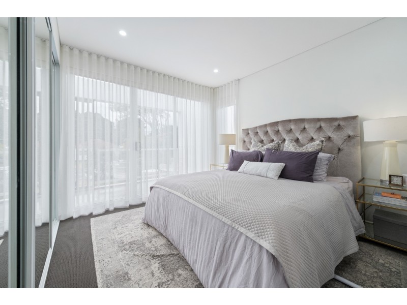 688a Henry Lawson Drive, East Hills NSW 2213