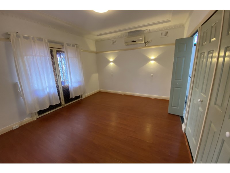 15 Eastern Avenue, Panania NSW 2213