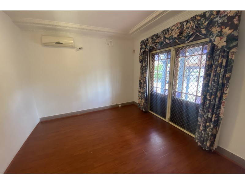 15 Eastern Avenue, Panania NSW 2213