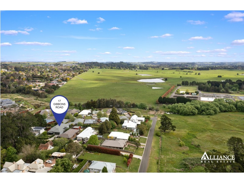 17 Gibbons Road, Moss Vale NSW 2577