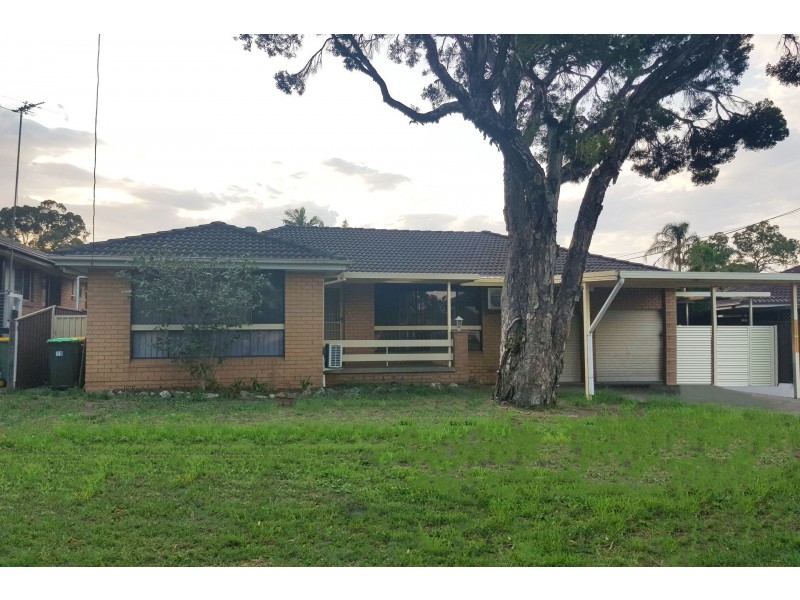 10 Ganmain Crescent, Milperra NSW 2214