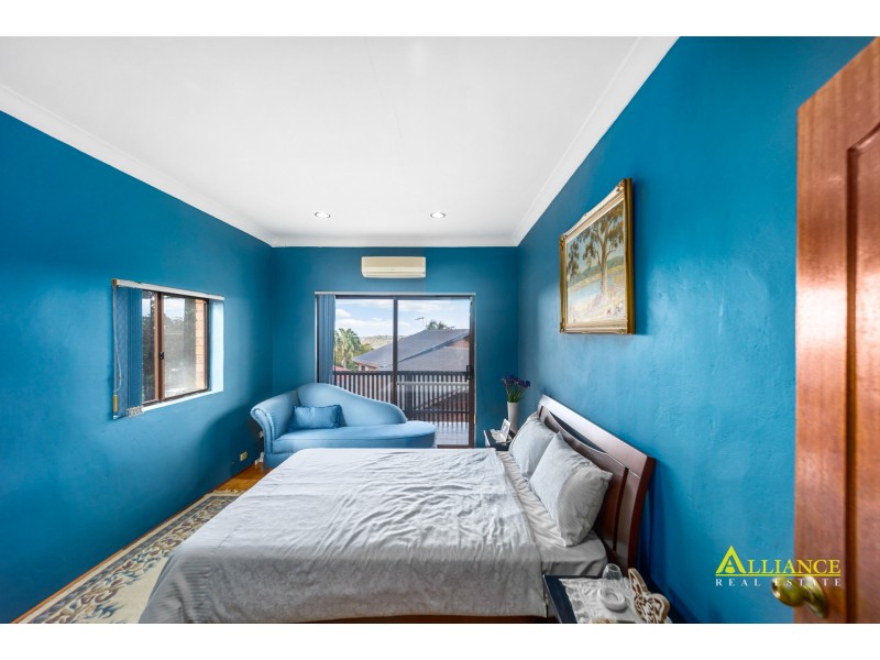 1/18 Rouse Place, Illawong NSW 2234