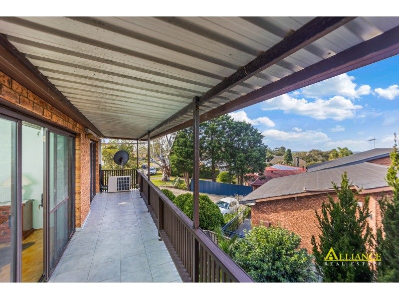 1/18 Rouse Place, Illawong NSW 2234