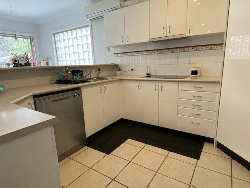 4/853 Henry Lawson Drive, Picnic Point NSW 2213