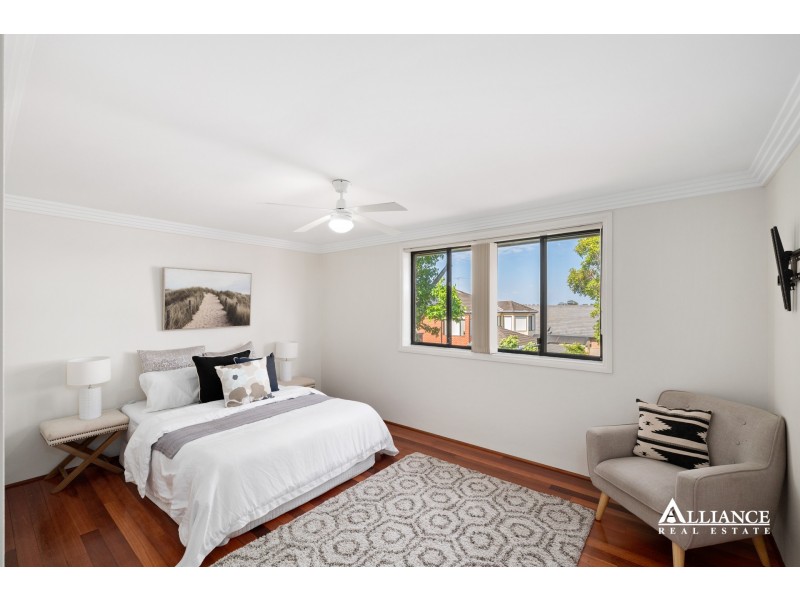 71 Kennedy Street, Picnic Point NSW 2213