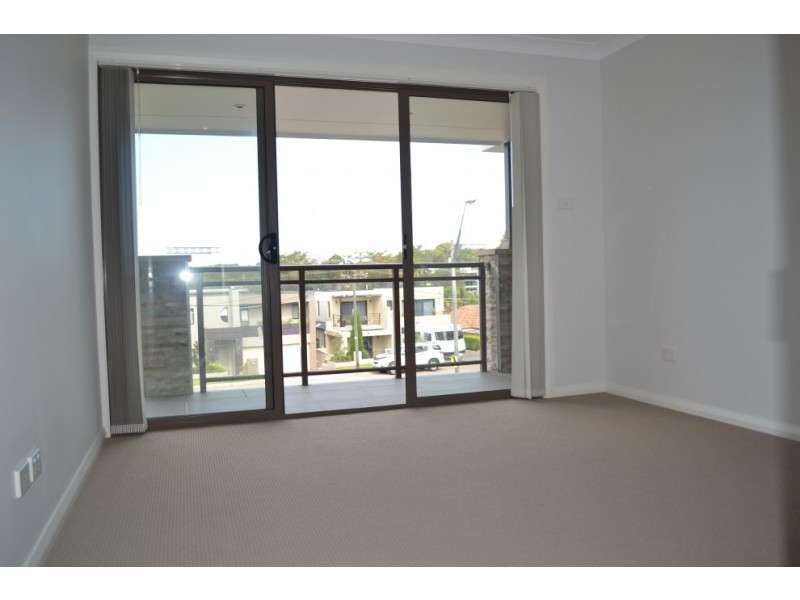 661A Henry Lawson Drive, East Hills NSW 2213