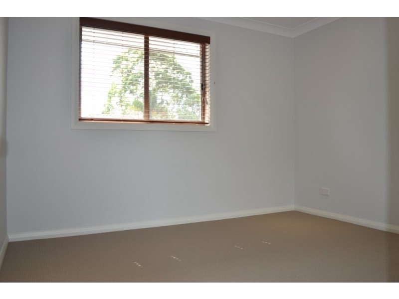 661A Henry Lawson Drive, East Hills NSW 2213