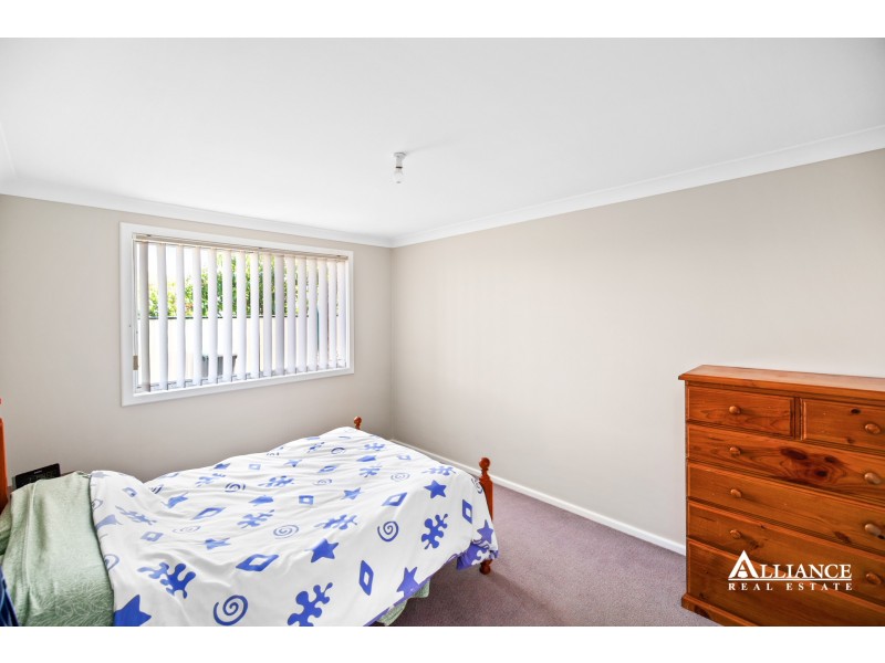 17 Worsley Street, East Hills NSW 2213