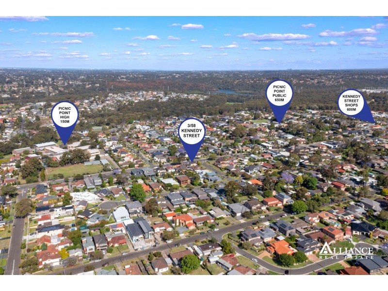 3/58 Kennedy Street, Picnic Point NSW 2213