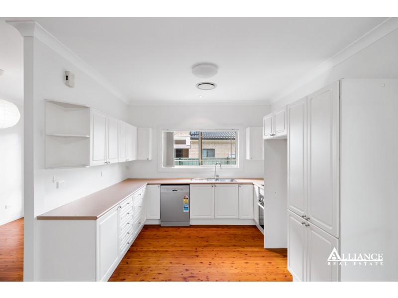 17 Worsley Street, East Hills NSW 2213