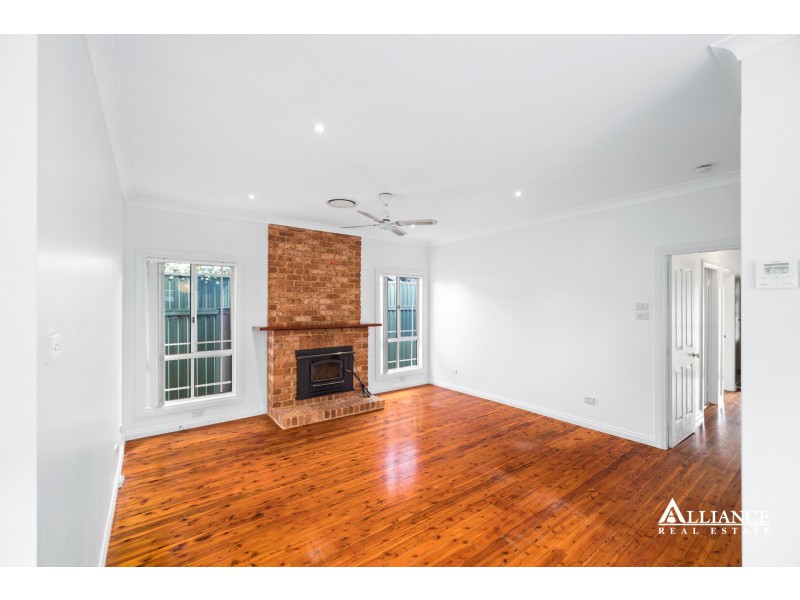 17 Worsley Street, East Hills NSW 2213