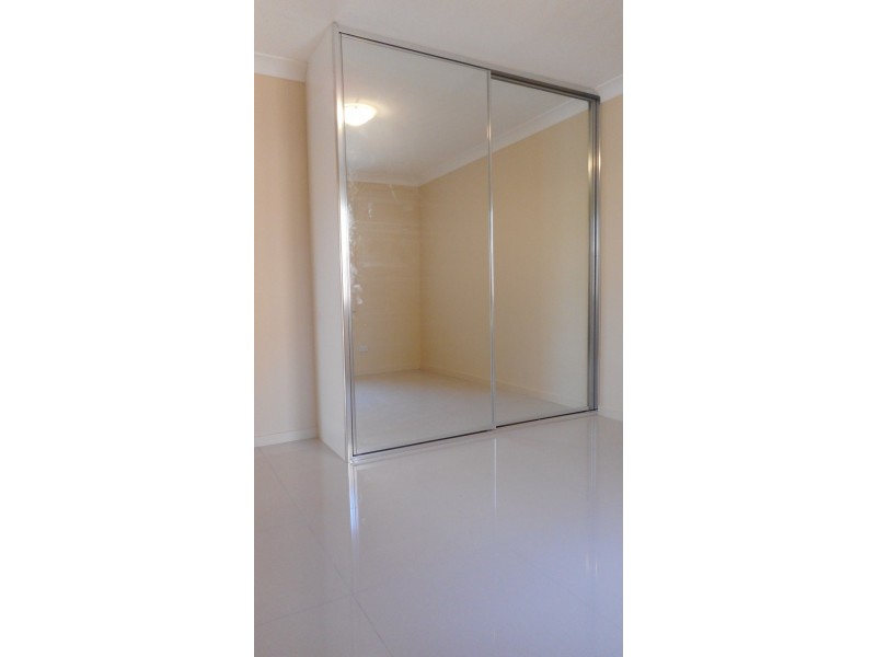 10A Ganmain Crescent, Milperra NSW 2214