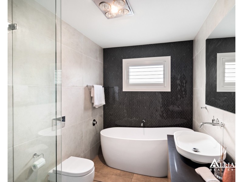 29 Doris Street, Picnic Point NSW 2213