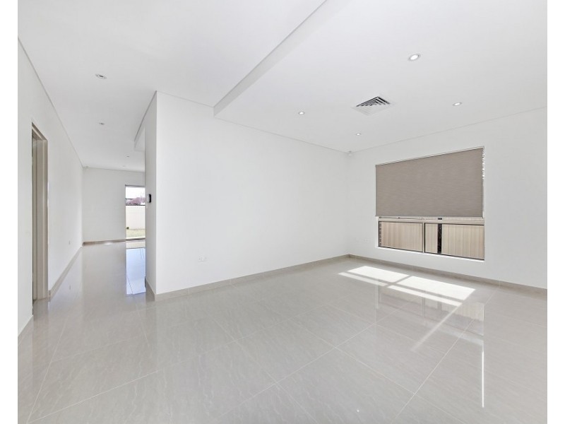 4 Fenton Street, Panania NSW 2213