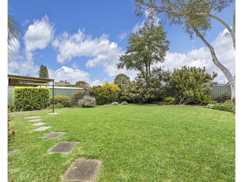 15 Bruce Avenue, Panania NSW 2213