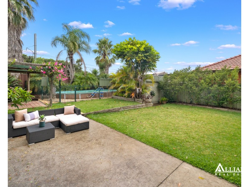 25 Braesmere Road, Panania NSW 2213