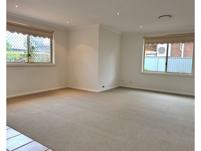 1/53 Lucas Road, East Hills NSW 2213