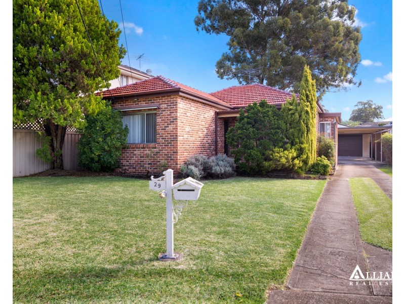 29 Bruce Avenue, Panania NSW 2213