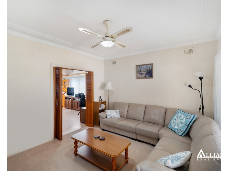 29 Bruce Avenue, Panania NSW 2213