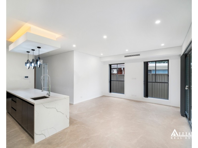 12 Mae Crescent, Panania NSW 2213