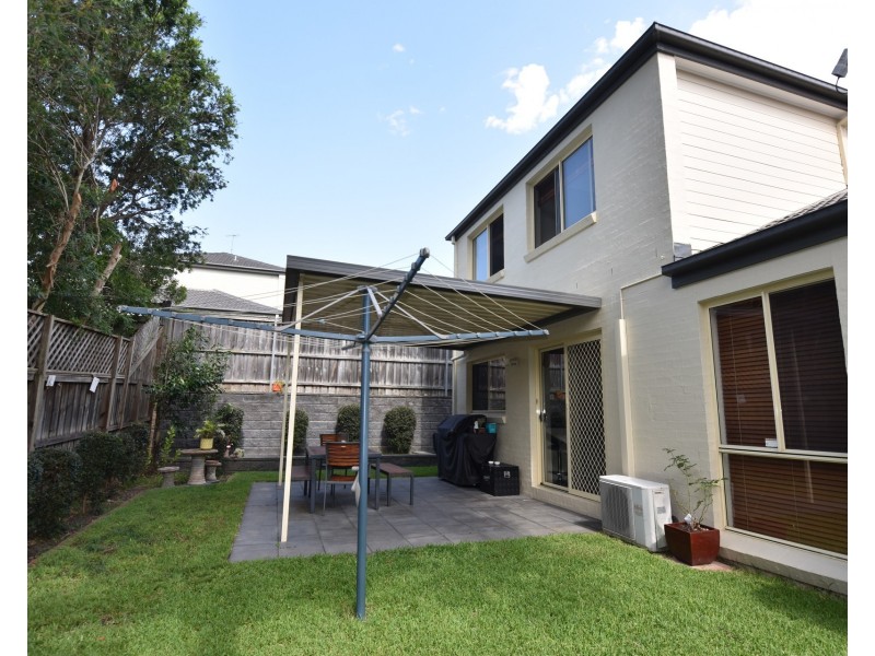 32 Eucalyptus Court, Picnic Point NSW 2213