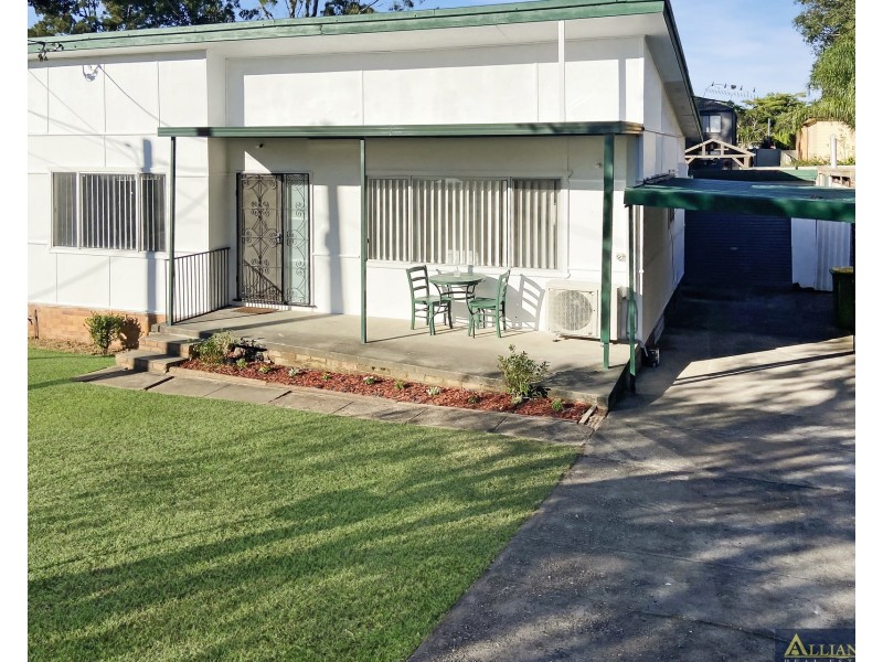 15 Queensbury Road, Padstow Heights NSW 2211