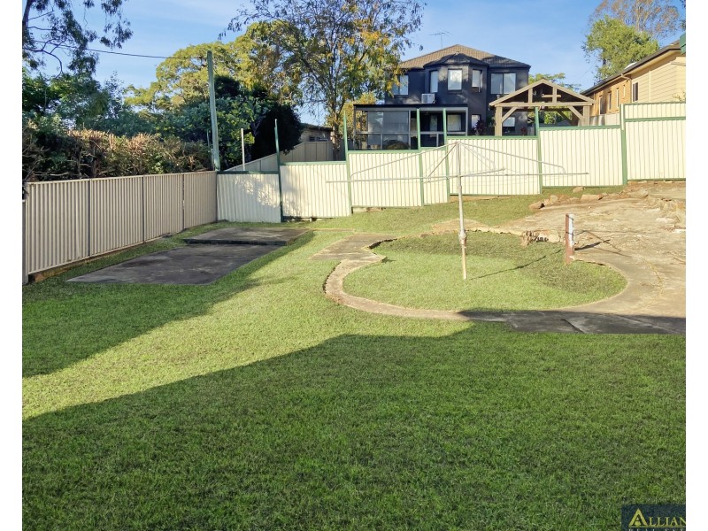 15 Queensbury Road, Padstow Heights NSW 2211