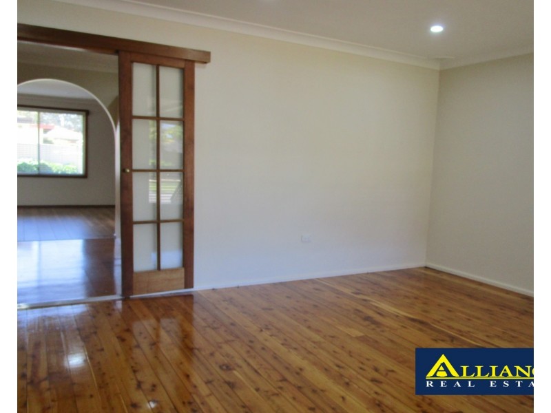 35 Kathleen Parade, Picnic Point NSW 2213