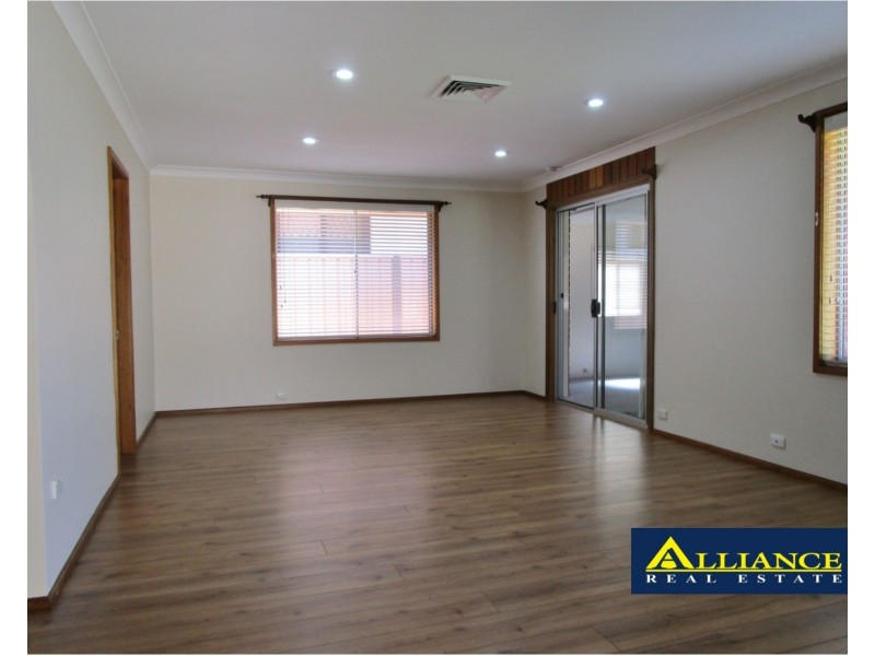 35 Kathleen Parade, Picnic Point NSW 2213