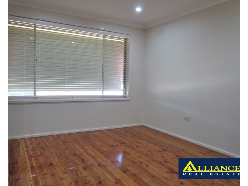 35 Kathleen Parade, Picnic Point NSW 2213