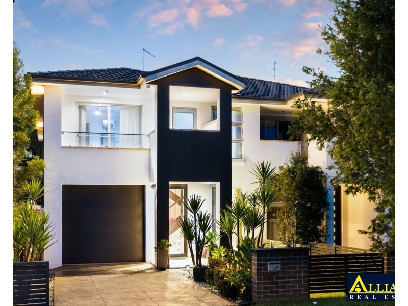 17 Taloma Street, Picnic Point NSW 2213