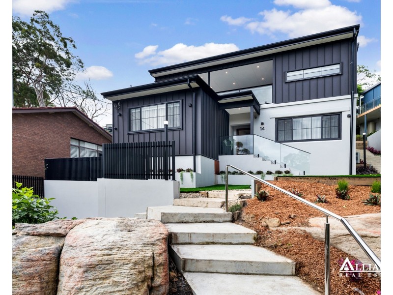 14 Carinya Road, Picnic Point NSW 2213