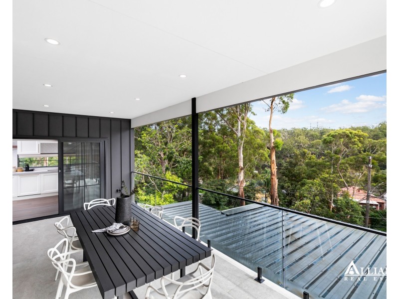 14 Carinya Road, Picnic Point NSW 2213