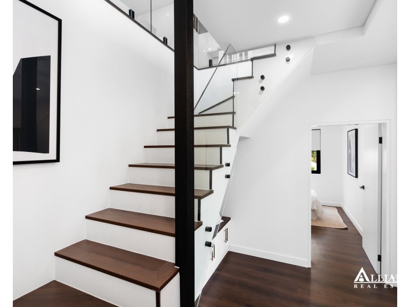 14 Carinya Road, Picnic Point NSW 2213