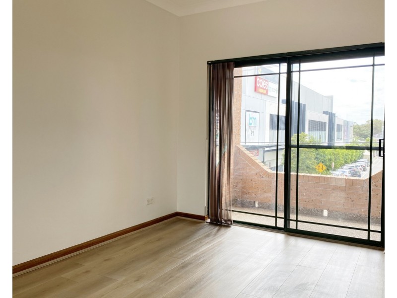 2/5 MacArthur Avenue, Revesby NSW 2212