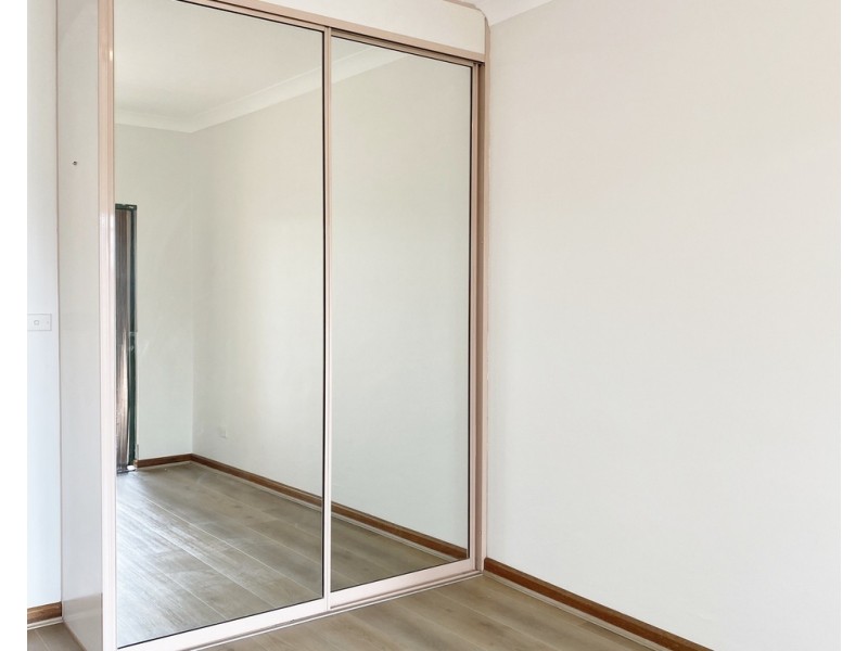 2/5 MacArthur Avenue, Revesby NSW 2212