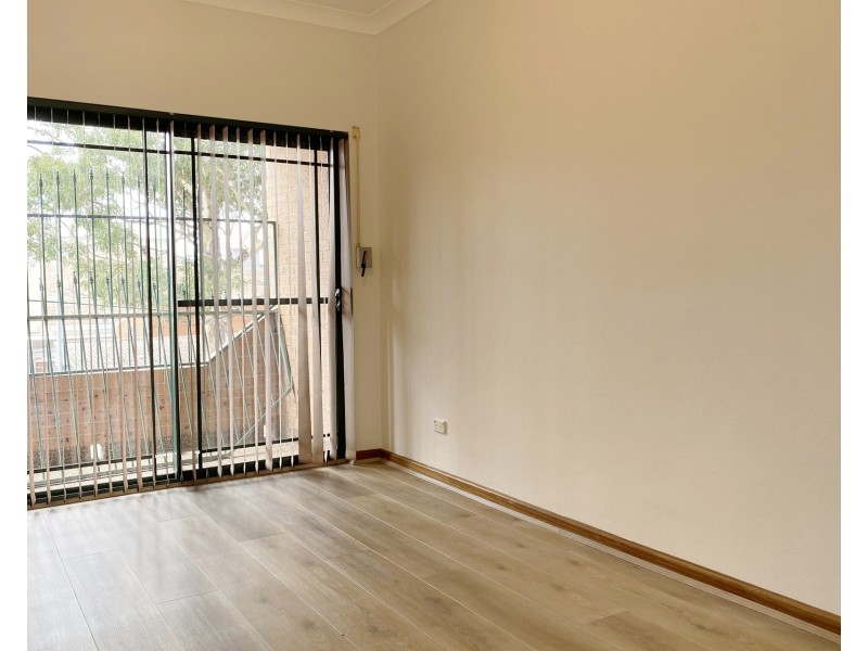 2/5 MacArthur Avenue, Revesby NSW 2212