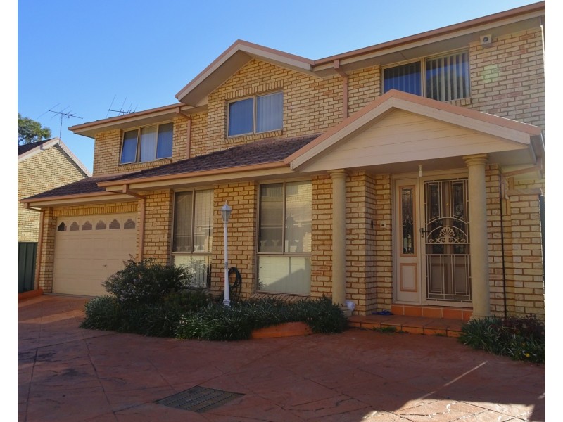 2/82-86 Sherwood Street, Revesby NSW 2212