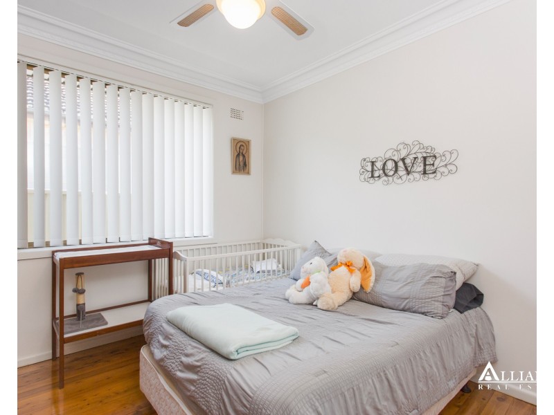 93 Horsley Road, Panania NSW 2213